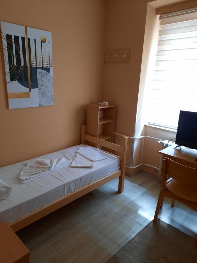 Petar Drapsin Hostel بلغراد المظهر الخارجي الصورة